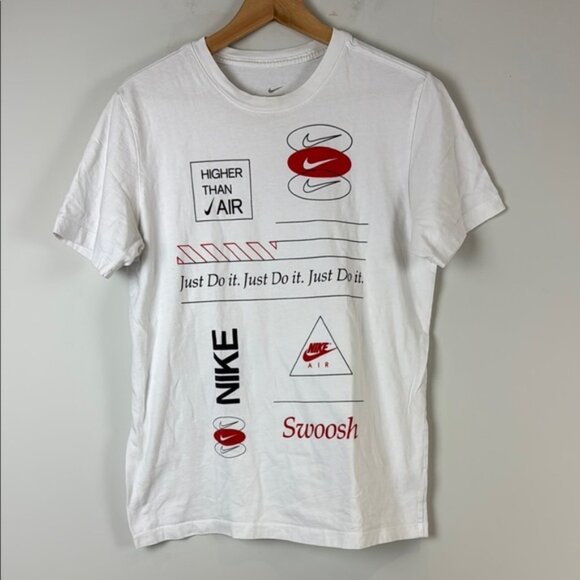 Nike Men's White Graphic T-Shirt Size Medium - Picture 2 of 8